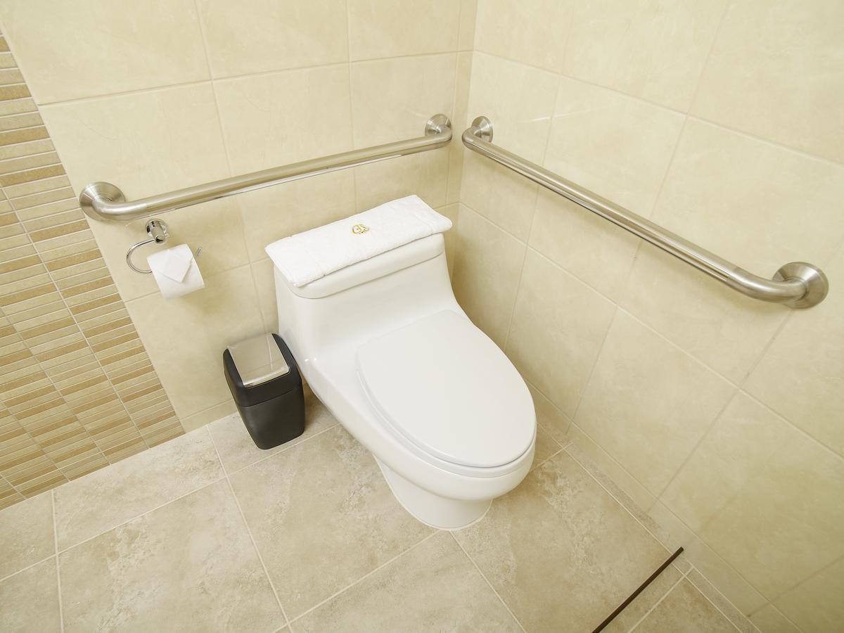 Golden Sunrise Hotel 4*